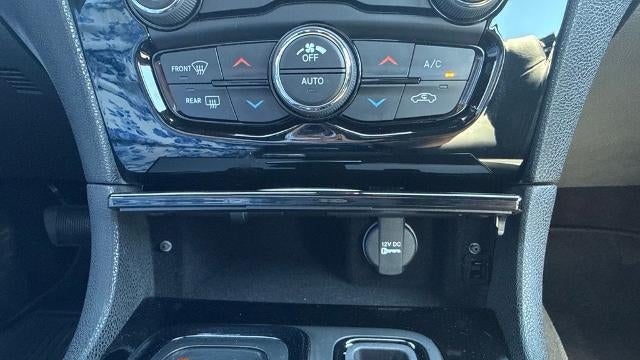 2018 Chrysler 300 S