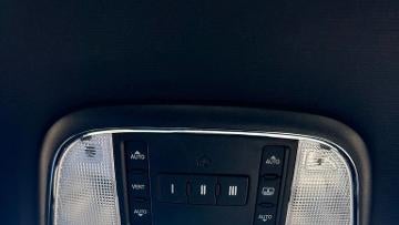 2018 Chrysler 300 S