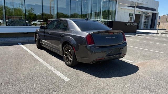 2018 Chrysler 300 S