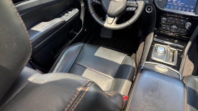 2018 Chrysler 300 S