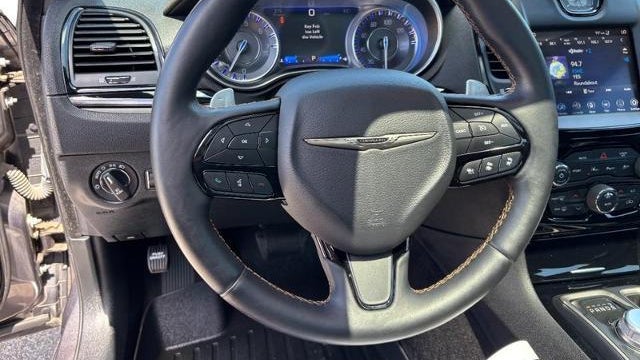 2018 Chrysler 300 S