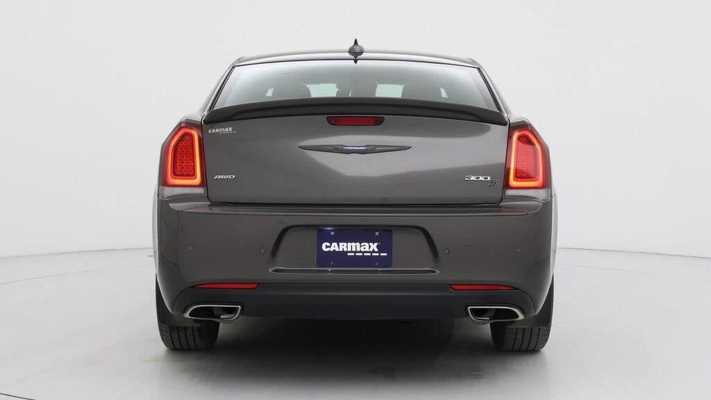 2019 Chrysler 300 S
