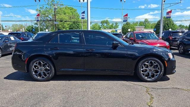 2017 Chrysler 300 S