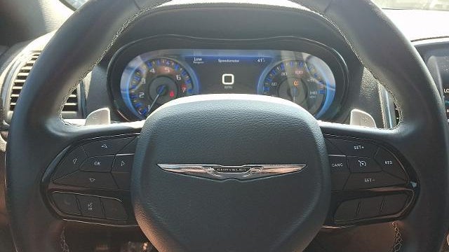 2017 Chrysler 300 S