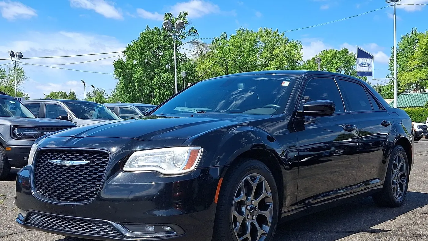 2017 Chrysler 300 S