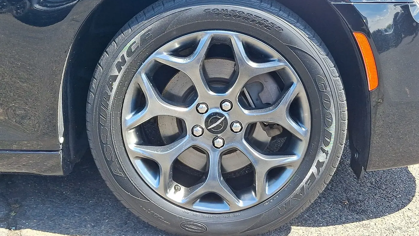 2017 Chrysler 300 S