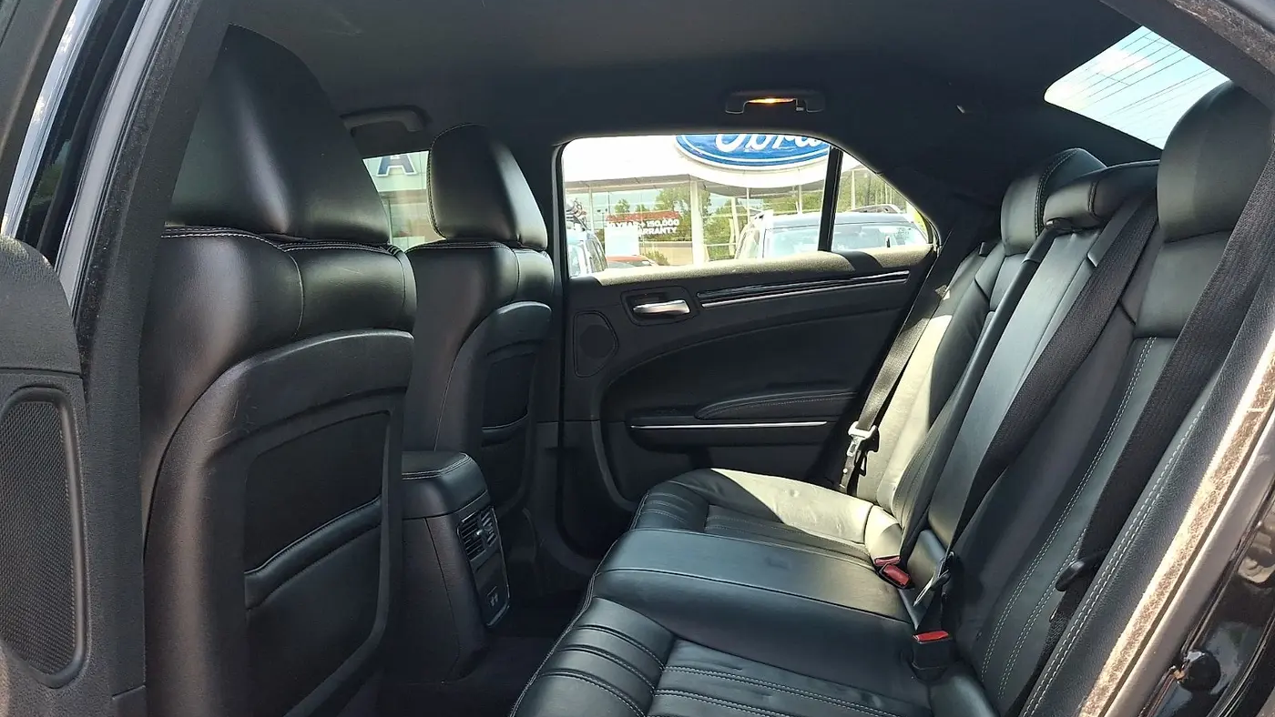2017 Chrysler 300 S