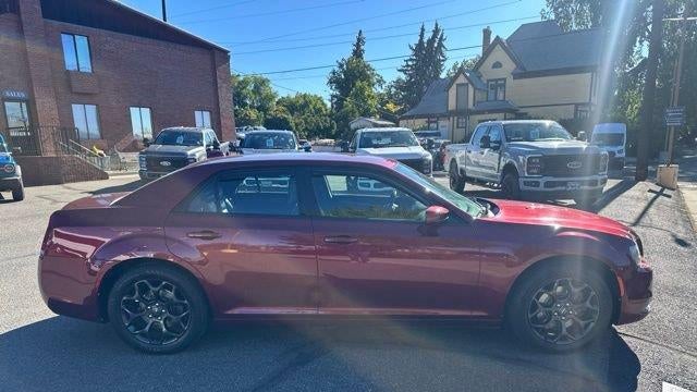 2019 Chrysler 300 S