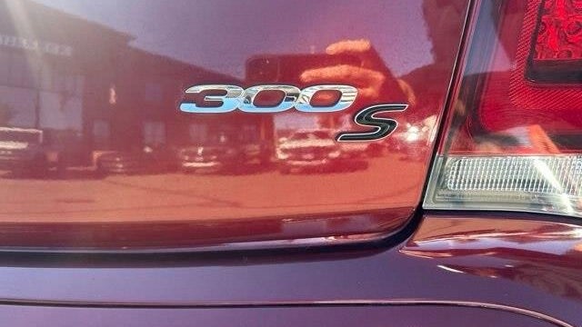2019 Chrysler 300 S