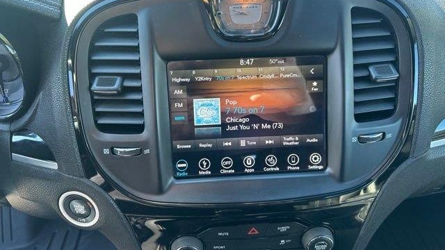 2019 Chrysler 300 S