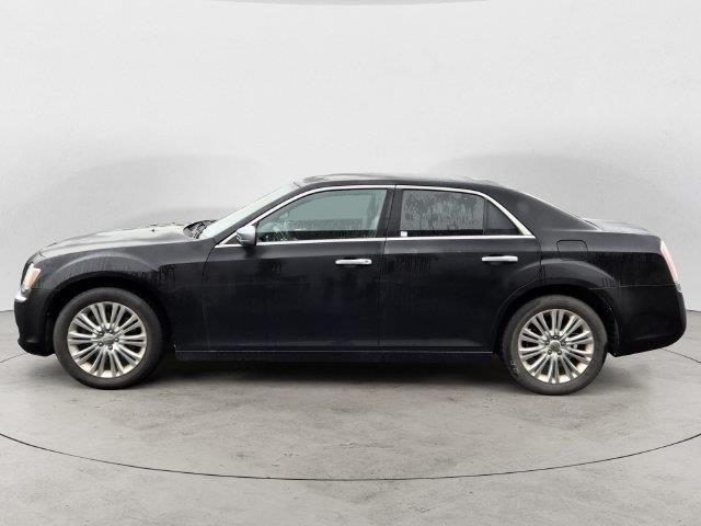 2012 Chrysler 300 - $9,561