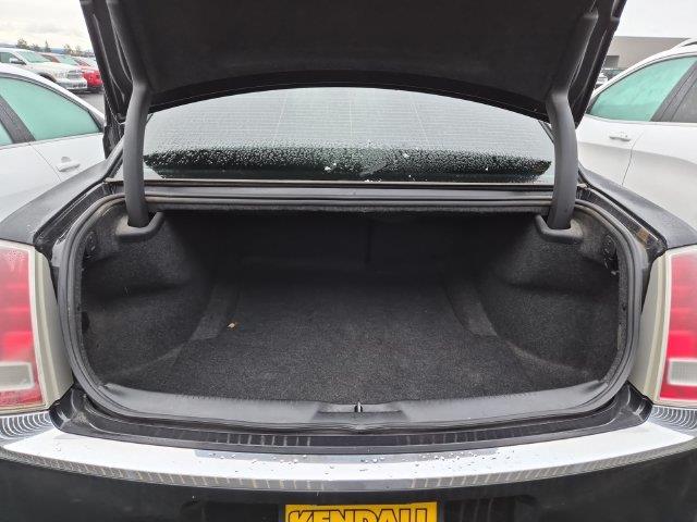 2012 Chrysler 300 - $9,561