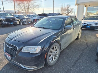 2017 Chrysler 300 AWD C 4DR Sedan
