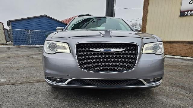 2017 Chrysler 300 C