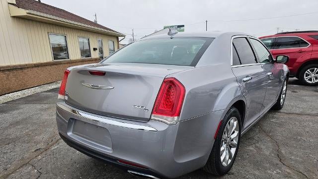 2017 Chrysler 300 C