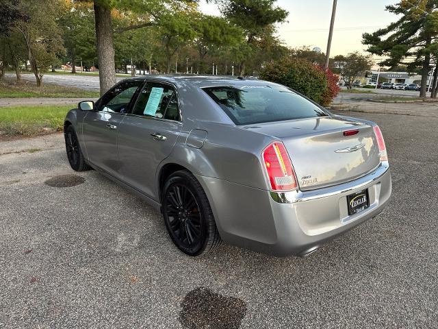2013 Chrysler 300 - $12,500