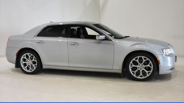 2019 Chrysler 300 C