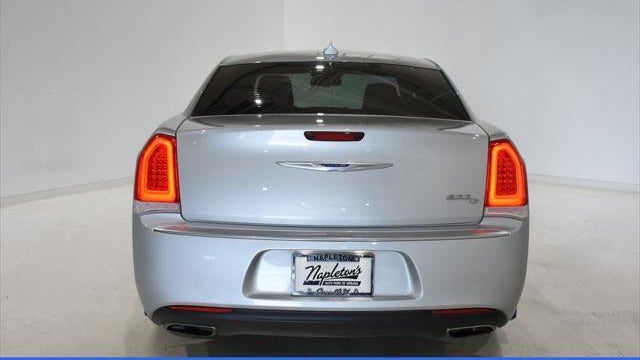 2019 Chrysler 300 C