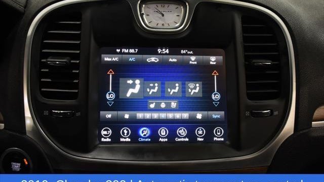 2019 Chrysler 300 C