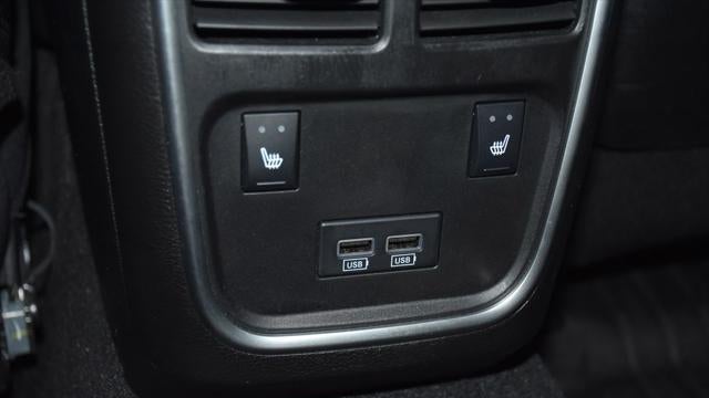 2019 Chrysler 300 C