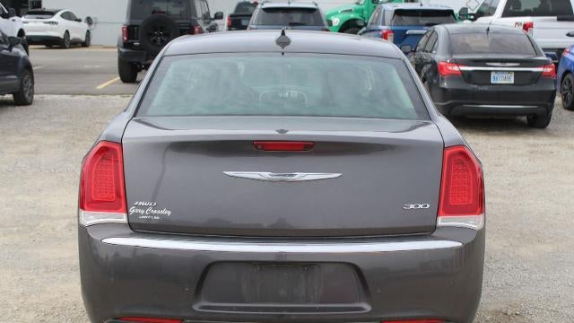 2015 Chrysler 300 Limited