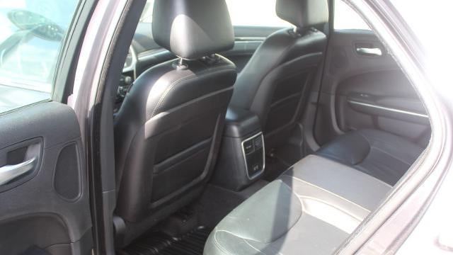 2015 Chrysler 300 Limited