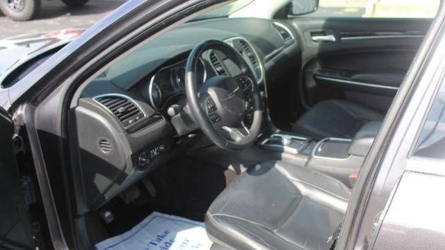 2015 Chrysler 300 Limited