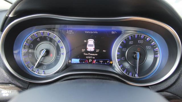 2015 Chrysler 300 Limited