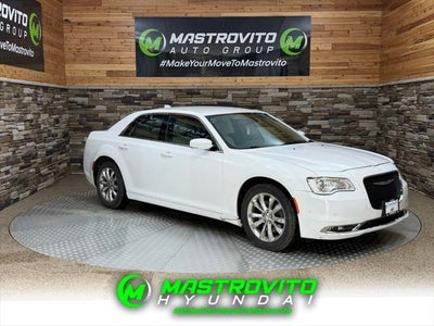 2017 Chrysler 300 AWD Limited 4DR Sedan