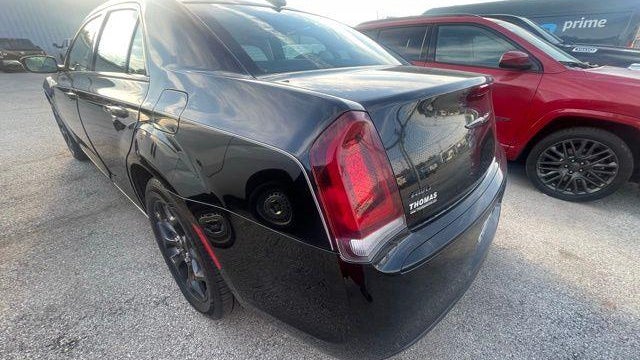 2021 Chrysler 300 Touring