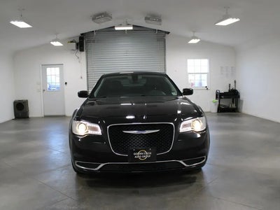 2023 Chrysler 300 AWD Touring 4DR Sedan