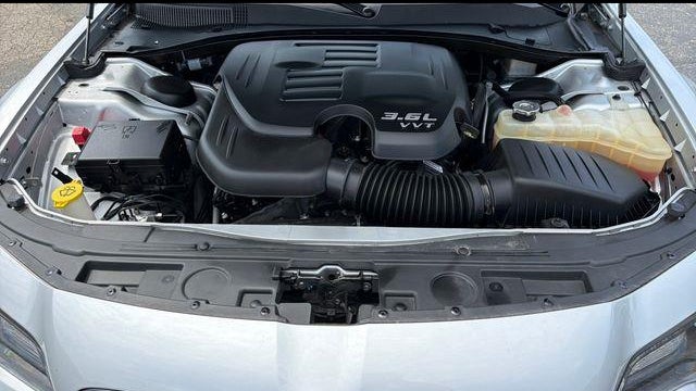 2021 Chrysler 300 Touring