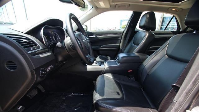 2017 Chrysler 300 Limited