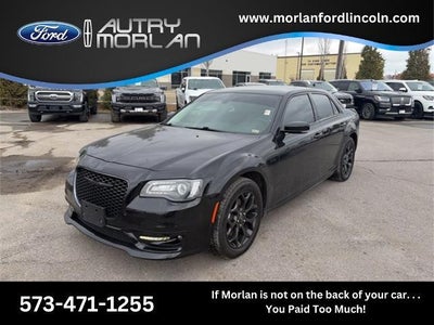 2021 Chrysler 300 AWD Touring 4DR Sedan