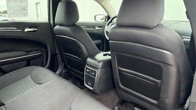 2019 Chrysler 300 Touring