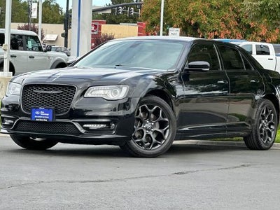 2021 Chrysler 300 AWD Touring 4DR Sedan