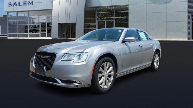 2015 Chrysler 300 Limited