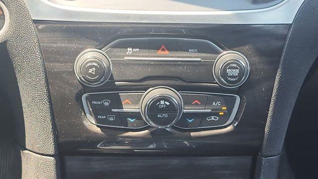 2015 Chrysler 300 Limited