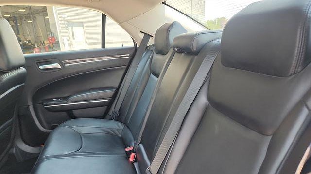 2015 Chrysler 300 Limited