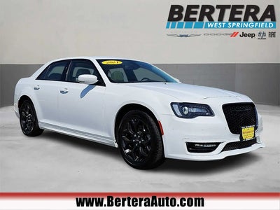 2021 Chrysler 300 AWD Touring L 4DR Sedan