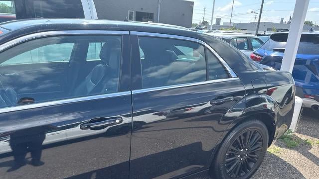 2014 Chrysler 300 Base