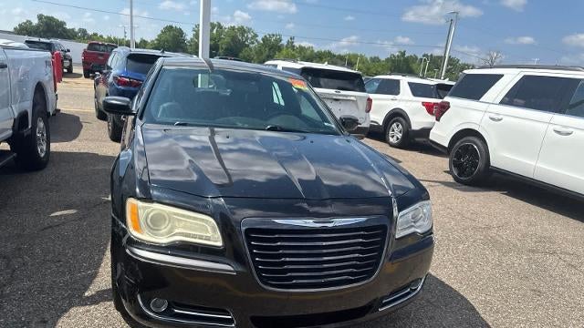 2014 Chrysler 300 Base