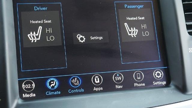 2023 Chrysler 300 Touring L