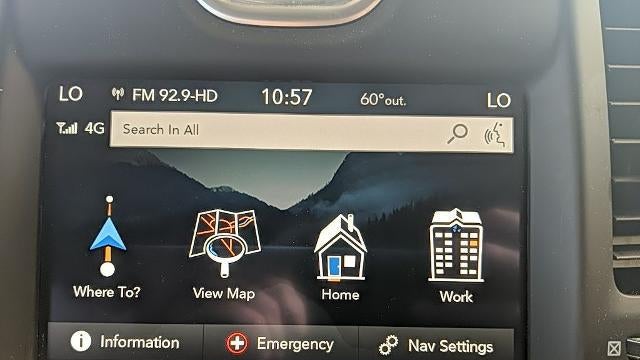 2023 Chrysler 300 Touring L
