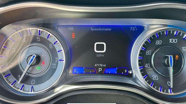 2022 Chrysler 300 Touring L