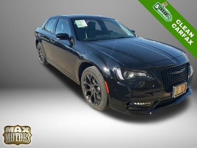 2023 Chrysler 300 AWD Touring L 4DR Sedan