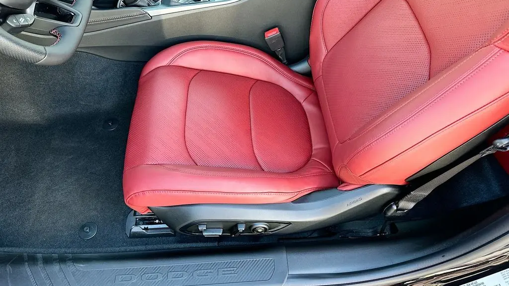 2026 Dodge Charger Scat Pack Plus