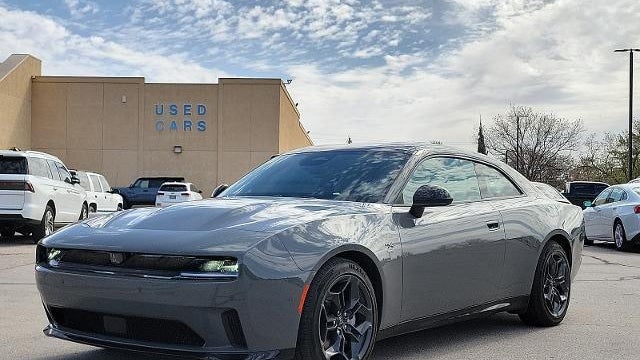 Preowned 2025 Dodge Charger Daytona R/T for Sale