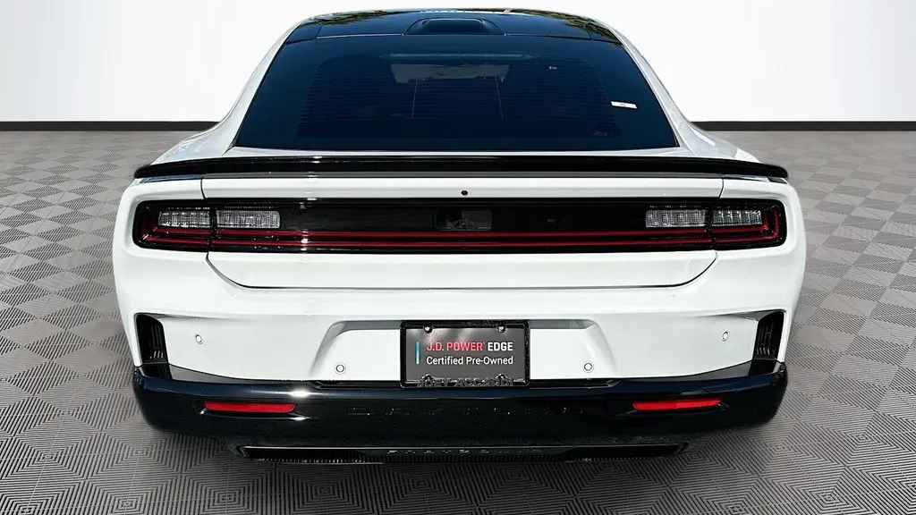 2025 Dodge Charger Daytona Scat Pack