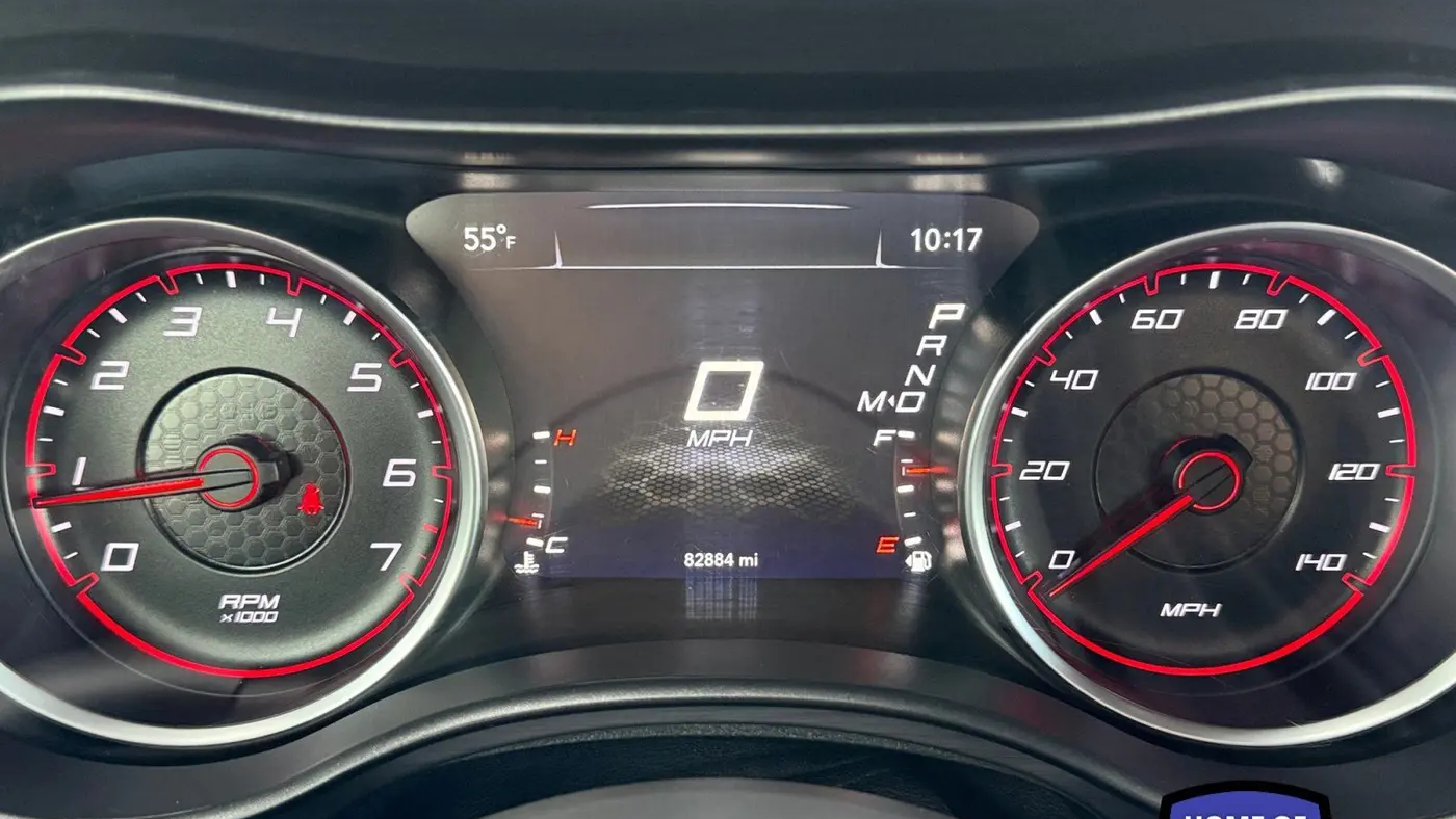 2017 Dodge Charger SE